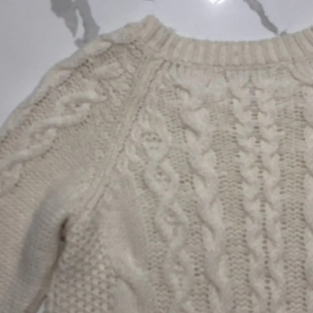 J. Crew Women's Ivory Cream Alpaca Merino Wool Blend Sweater XS Classic Knitted